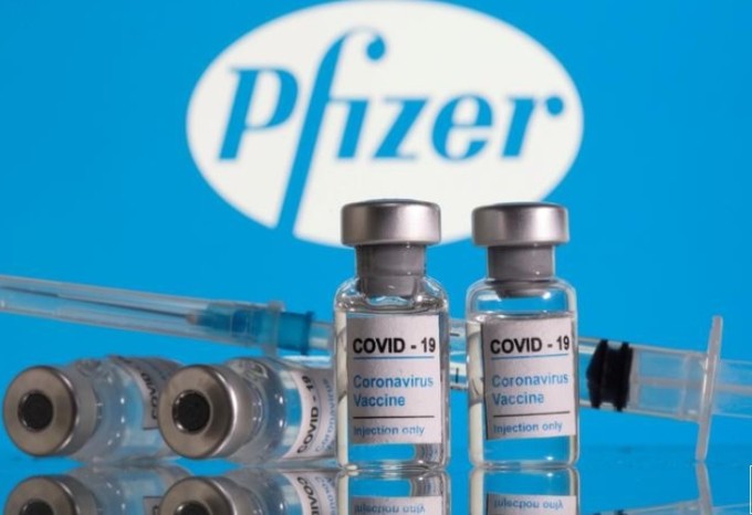 vaccine-pfizer-thu-4-1649319149.jpg