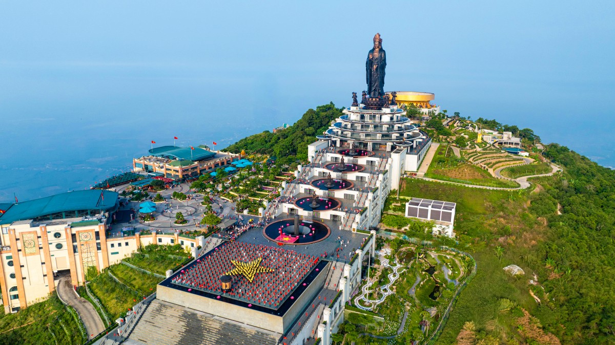nui-ba-den-le-thuong-co222-1777733207.jpg