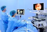 Cô gái trẻ mờ mắt vì căn bệnh u nhầy xoang trán