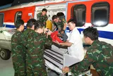 Đưa ngư dân bị đa chấn thương từ Trường Sa về đất liền an toàn bằng trực thăng