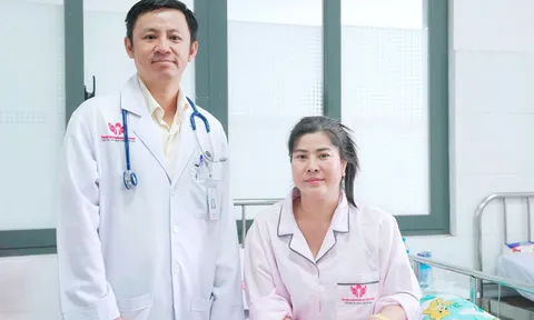 Đứng làm việc 10 tiếng mỗi ngày, nữ công nhân suýt mất chân vì huyết khối