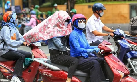 Bác sĩ cảnh báo nguy cơ sốc nhiệt khi nắng nóng như đổ lửa