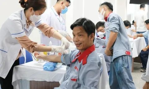 Người lao động mắc bệnh nghề nghiệp cần làm gì để hưởng chế độ bảo hiểm?