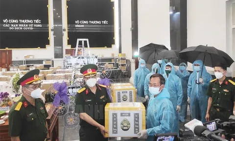 Hà Nội và TP.HCM cùng tổ chức Lễ tưởng niệm đồng bào, chiến sĩ hi sinh trong đại dịch