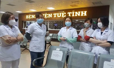 Bệnh viện ở Hà Nội bị tố nợ lương 160 bác sĩ, nhân viên y tế