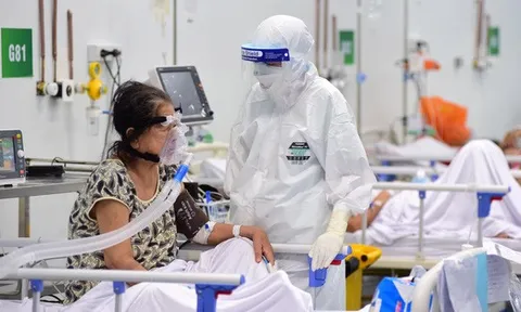 Số ca COVID-19 nặng và tử vong đang tăng dần trên cả nước