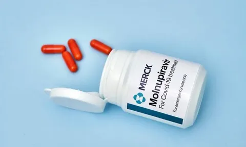 Mỹ cấp phép sử dụng khẩn cấp thuốc uống thứ hai trị COVID-19