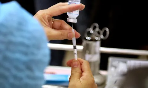 Vì sao có thể cần đến 7 mũi vaccine Covid-19?