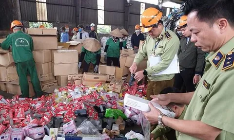 Xử phạt vấn nạn thuốc giả, thực phẩm chức năng kém chất lượng: Phần nhỏ trong tảng băng chìm