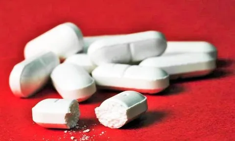 Dùng paracetamol trong điều trị sốt xuất huyết thế nào cho đúng?