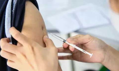 Tiêm miễn phí vaccine phòng cúm, tiêu chảy, ung thư cổ tử cung