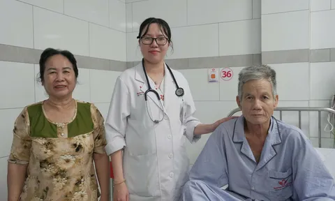 Cứu sống bệnh nhân ho ra máu ồ ạt nhờ can thiệp tắc mạch phế quản