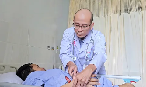 Trường hợp hiếm gặp: Rò động tĩnh mạch cột sống trên nền gù vẹo nặng