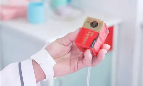 Uống thuốc “xách tay” không rõ nguồn gốc khi bị đột quỵ, người phụ nữ suýt trả giá đắt