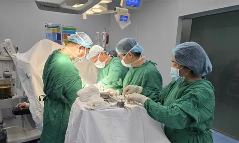 TP.HCM: Cứu sống bệnh nhân nguy kịch ngay tại Cần Giờ