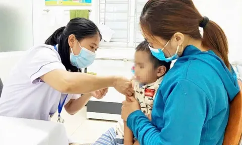 Não mô cầu diễn biến nhanh: Hà Nội ghi nhận 2 ca, cảnh báo nguy cơ lây lan