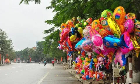 Cảnh báo nguy cơ cháy nổ khi cho trẻ nhỏ chơi bóng bay bơm khí Hydro