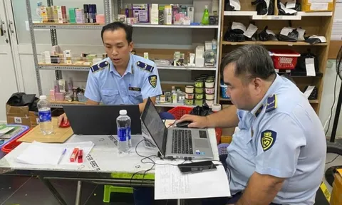 TP.HCM: Phát hiện 375 chai mỹ phẩm có dấu hiệu giả mạo nhãn hiệu