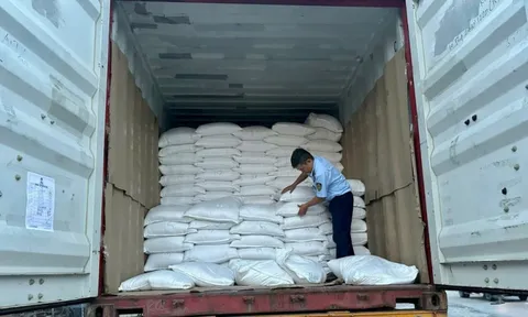 Phạt gần 30 triệu đồng hộ kinh doanh bán gạo Ấn Độ thiếu nhãn phụ tiếng Việt