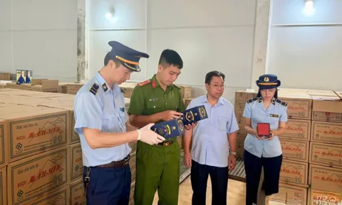 Vi phạm quy định về nhãn hàng hóa, nhiều cơ sở kinh doanh rượu tại Lạng Sơn bị xử phạt
