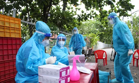 Công khai giá dịch vụ xét nghiệm COVID-19