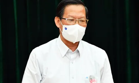 Phó bí thư TP HCM: 'Có thể kéo dài giãn cách đến 15/9'