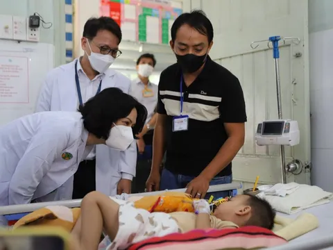 Bộ Y tế cảnh báo nguy cơ dịch tay chân miệng tăng nặng do chủng EV71