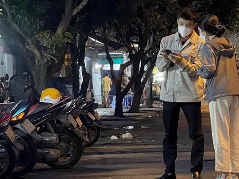 Giả danh nghĩa bác sĩ bán thuốc trị COVID-19 với giá "cắt cổ"