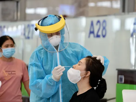 Biến thể Omicron và Delta có gì khác nhau?