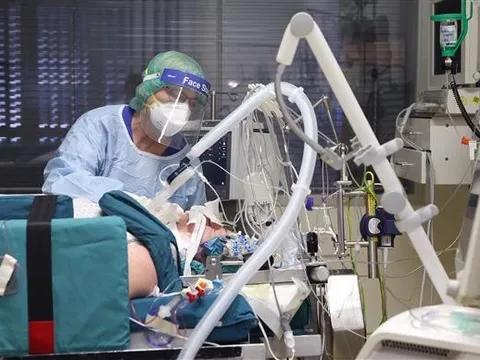 Thêm một quốc gia ghi nhận ca tử vong đầu tiên vì biến thể Omicron