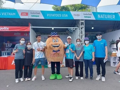 Hội đồng Khoai tây Hoa Kỳ hưởng ứng Giải Salonpas HCMC Marathon năm thứ 9