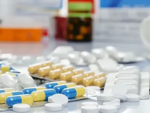 Lạm dụng kháng sinh sẽ làm tăng nguy cơ khuyết tật miễn dịch và phát triển bệnh đường ruột