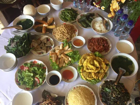 Cảnh báo tình trạng thực phẩm chay không rõ nguồn gốc tràn lan thị trường