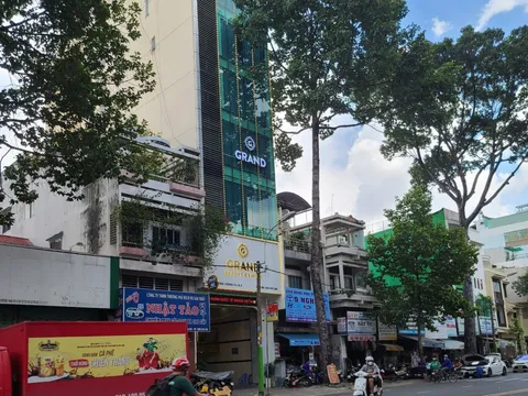 Vừa thành lập, Viện thẩm mỹ Grand đã bị tước giấy phép