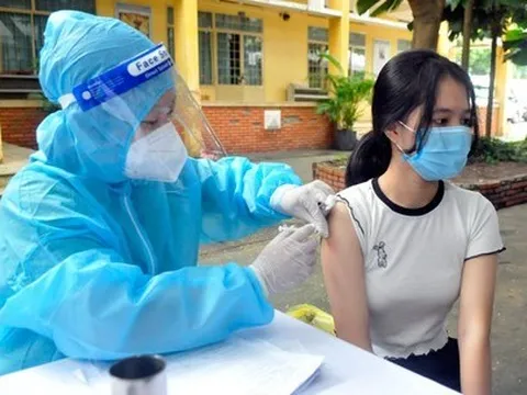 TP. HCM đề nghị cung cấp tên 579 nhân viên y tế chưa cho con tiêm vắc xin COVID-19