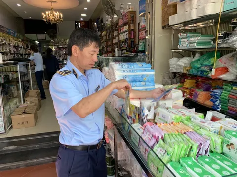 Nam Định: Ngăn chặn hơn 1.000 sản phẩm mỹ phẩm lậu chờ bán