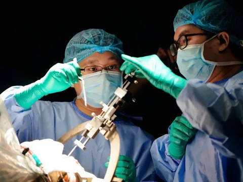 Bước đột phá trong điều trị các bệnh lý thần kinh tại Việt Nam nhờ phương pháp mới