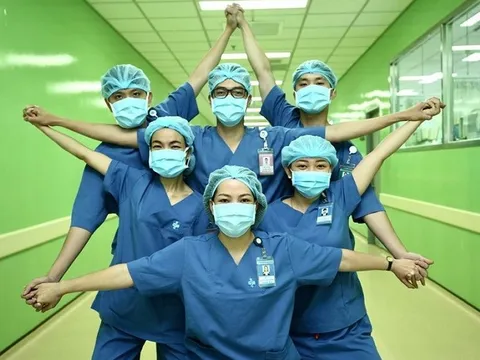 Những người gìn giữ sự sống suốt nửa thế kỷ hòa bình