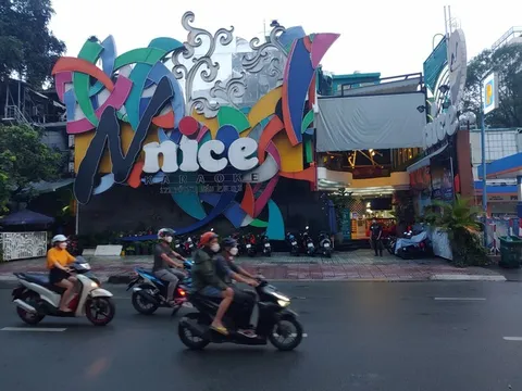 TPHCM lại đóng cửa karaoke, vũ trường, massage sau một ngày mở lại