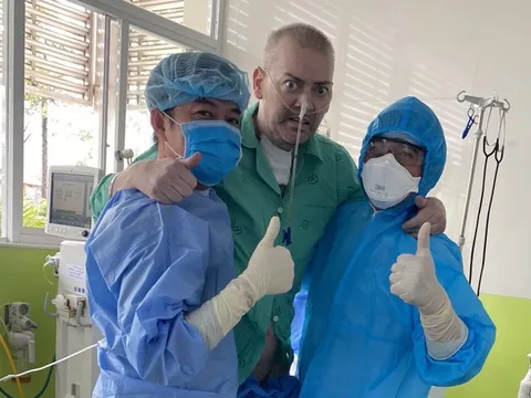 3 tuần nữa bệnh nhân phi công người Anh sẽ xuất viện?