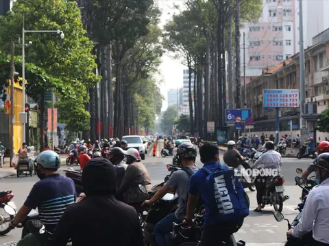 Coi chừng xôi hỏng bỏng không!