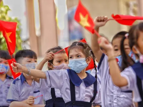 Sáng nay, 57/63 tỉnh, thành khai giảng năm học đặc biệt trong lịch sử giáo dục