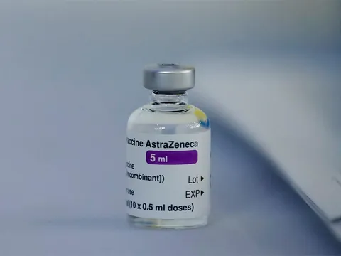 TP HCM rút khoảng cách hai mũi tiêm vaccine AstraZeneca còn 6 tuần