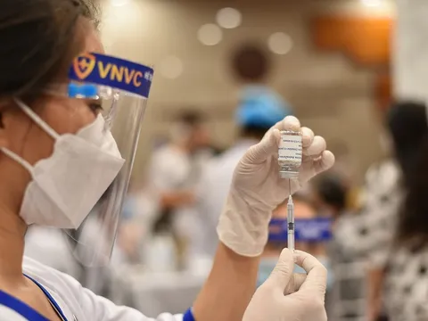 Bộ Y tế tiếp tục nghiêm cấm hành vi thu phí, trục lợi từ tiêm vaccine phòng COVID-19