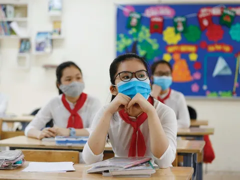 Đề xuất Hà Nội cho học sinh đầu cấp, cuối cấp học trực tiếp