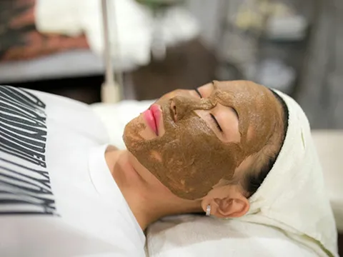 Mặt nạ Đông y và hậu quả tai hại tới làn da