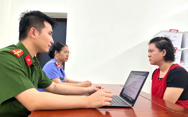 Nghệ sĩ Quyền Linh lên tiếng về thông tin liên quan đường dây làm giả hơn 1 triệu viên An Cung phòng đột quỵ
